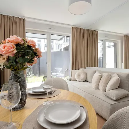 Nowoczesny Z Tarasem I Parkingiem By Renters Apartman *